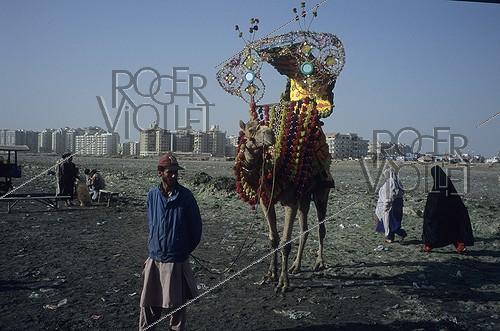 La plage de Karachi (Pakistan), janvier-février 2001.