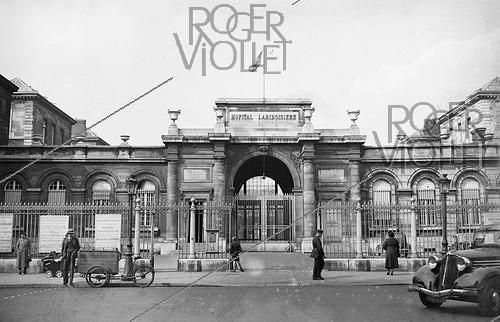 PARIS - L'HOPITAL LARIBOISIERE