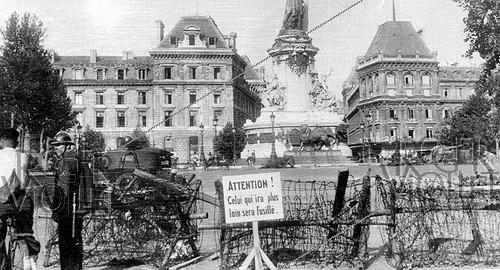 World war II. Liberation of Paris, August 1944. The place de la République, at the time of the uprising.